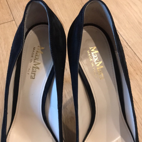 Black suede MaxMara heels - Picture 2 of 6